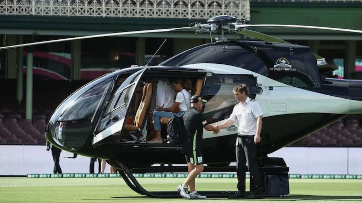 David Warner, Cricket, Helicopter, Player Helicopter Entry, Cricket Field, Brother Marriage