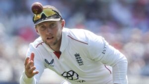 इंग्लैंड की कर्फ्यू की उलझन का एक ही इलाज, जीत और सिर्फ जीत 1 England